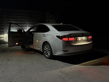 авто элек: Lexus ES: 2013 г., 2.5 л, Автомат, Гибрид, Седан — 4