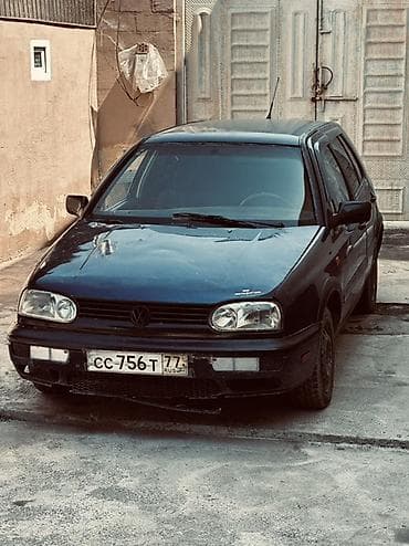 golf купе: Volkswagen Golf: 1995 г., 2 л, Ручные, Хэтчбэк — 1