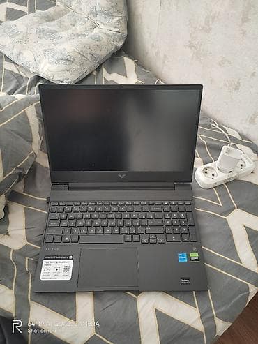 Игровой ноутбук HP Victus 15 - Экран 15.6" - Клавиатура