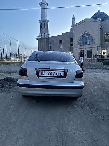 аренда авто ош камри: Hyundai Elantra: 2004 г., 1.6 л, Автомат, Седан — 1