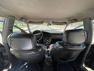 Audi 100: 1992 г., 2.3 л, Механика, Газ, Седан