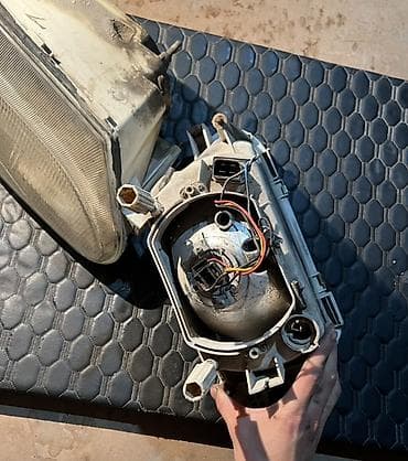 подлокотник ваз 2107: Комплект передних фар ВАЗ (LADA) 2010 г., Б/у, Оригинал, Россия — 6