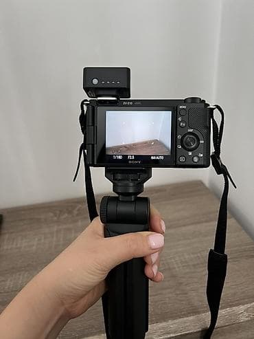 очки с камерой и микрофоном: Продаю новый Комплект для фото/видеосъёмки Sony ZV‑E10 4K Состав: - — 3