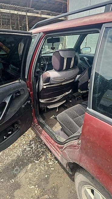 suzuki авто: Volkswagen Passat Variant: 1994 г., 2 л, Механика, Бензин, Универсал — 5