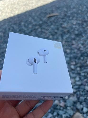 Наушники: Беспроводные наушники Apple AirPods Pro в белом цвете с зарядным — 1