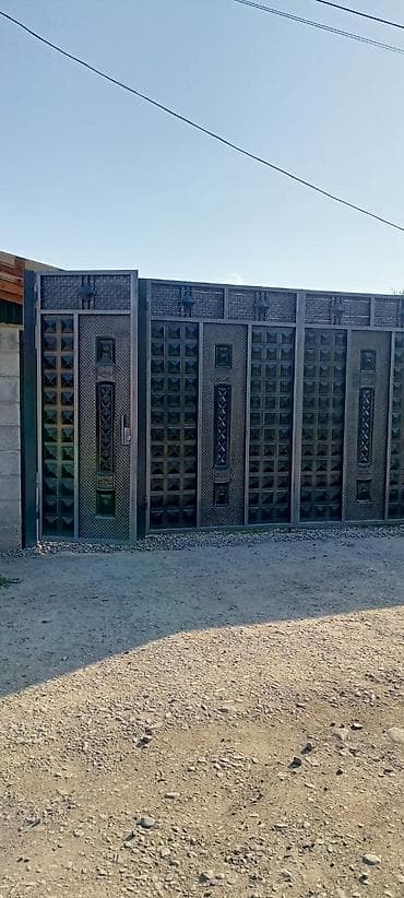 Продаётся дом с действующим магазином.находится в селе вознесеновка,ул