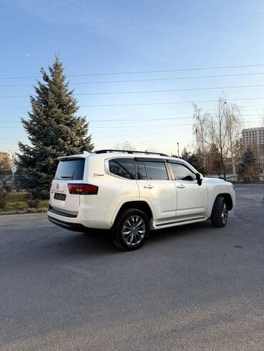 вмw 5: Toyota Land Cruiser: 2022 г., 3.5 л, Автомат, Бензин, Внедорожник — 4