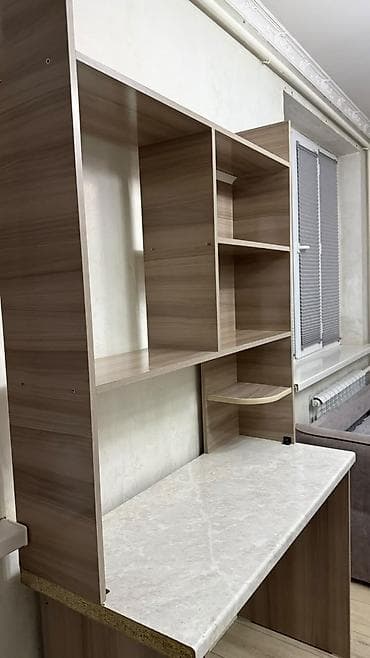 стол офисный бу: Мебель, письменный стол с надстройкой
5500с — 4