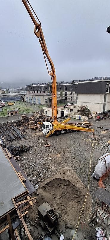 бетонный насос: Бетононасос, Mercedes-Benz — 5