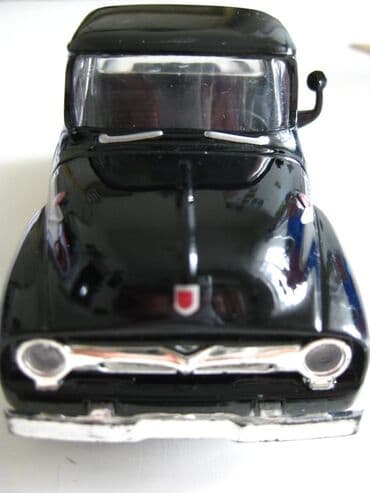 пистолет макарова купить игрушечный: Модель масштабная 1:38
ford pickup f 100
Состояние на фото! — 4