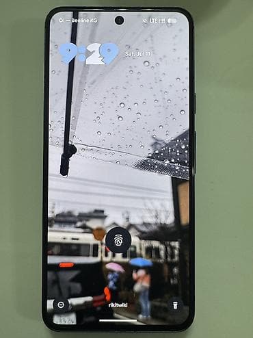 телефон бву: Google Pixel 8, Б/у, 128 ГБ, цвет - Черный, eSIM — 1