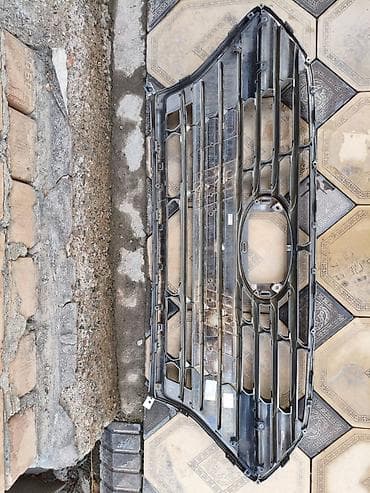 hyunda: Решетка радиатора Hyundai 2018 г., Б/у, Оригинал — 2