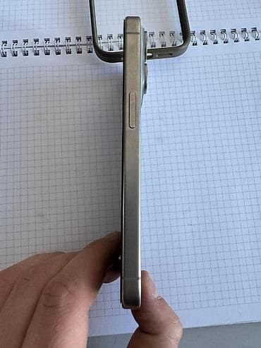 a03 core: IPhone 15 Pro, White Titanium, Чехол, 86 % — 5