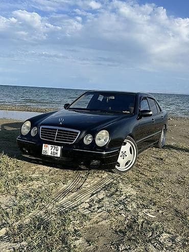 Mercedes-Benz E-Class: 2001 г., 4.3 л, Бензин, Седан — 3