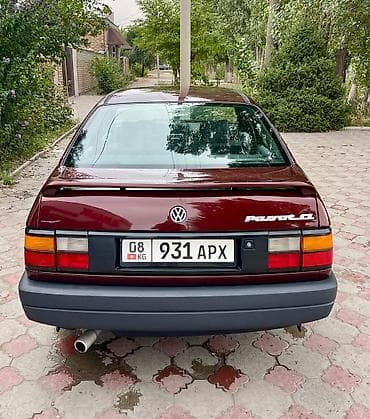1991: Пасатб3.1991г.гаражное хранение 300т.сом — 2