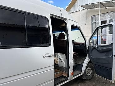 Унаа сатуу: Mercedes-Benz Спринтер: 2001 г., 2.7 л, Кол менен иштөөчү, Дизель, Бус — 2