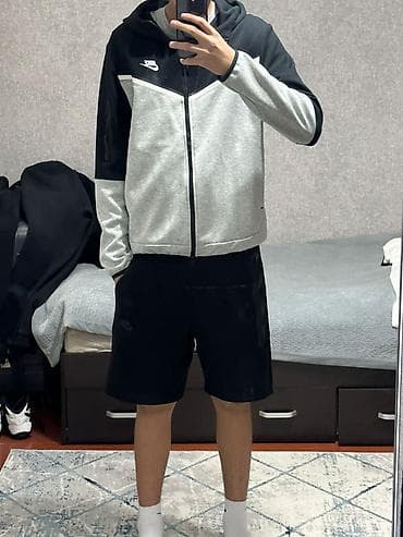 Толстовки: Мужская толстовка, XL, Nike, Б/у, цвет - Черный, Самовывоз — 1