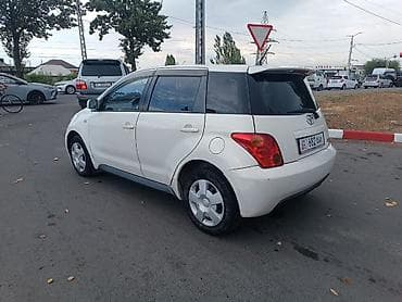 mark ll: Toyota Ist: 2002 г., 1.5 л, Автомат, Бензин, Хэтчбэк — 4