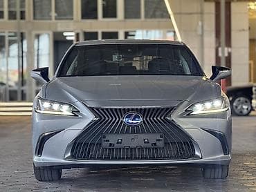 Lexus ES: 2021 г., 2.5 л, Гибрид, Седан