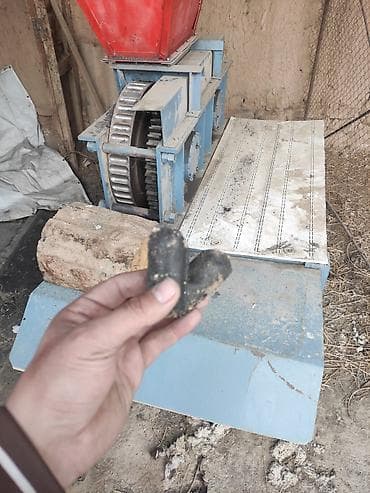 Гатовый бизнес Көмүр станок, уголь брекет Очень срочно продаю новый at lalafo.kg Гатовый бизнес Көмүр станок, уголь брекет Очень срочно продаю новый