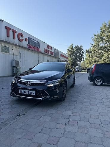01: Toyota Camry: 2017 г., 2.5 л, Автомат, Бензин, Седан — 6