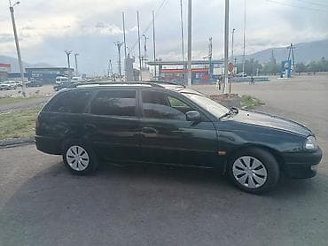 camry universal: Toyota Avensis: 1999 г., 1.8 л, Механика, Бензин, Универсал — 3