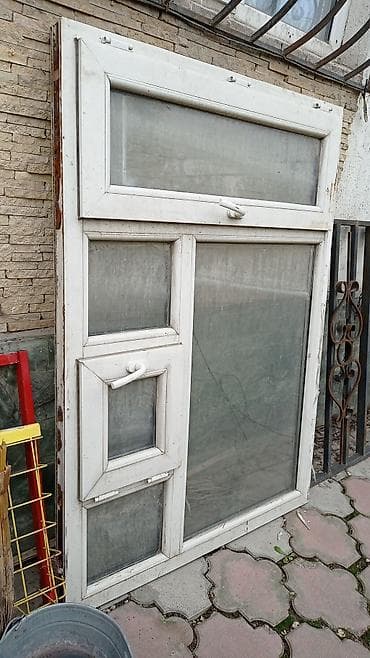 ящик пластик: Готовое пластиковое окно, Декоративные особенности: Фрамуга, Без установки, Без рассрочки — 1