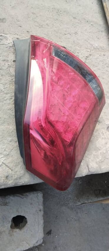 задняя фара в багажник ниссан примера р11: Задний левый стоп-сигнал — 1