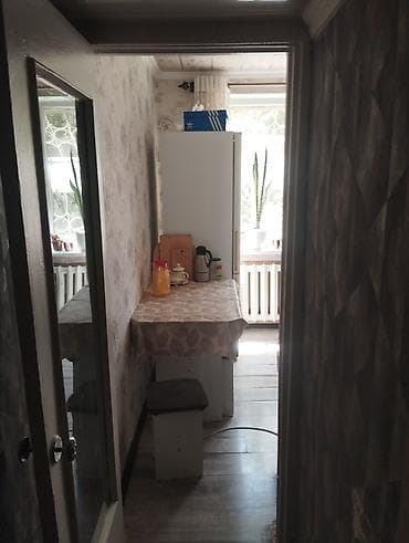 сдаю котедж: 1 комната, 35 м², 104 серия, 1 этаж, Косметический ремонт — 7