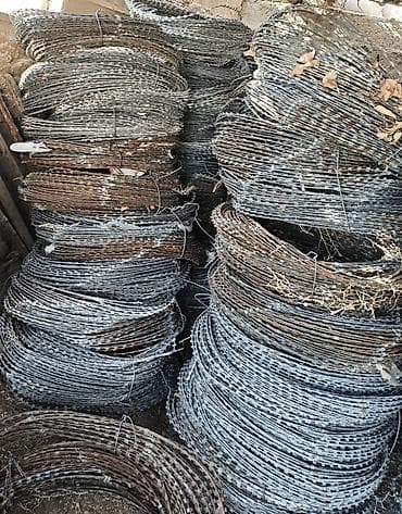 Напольные покрытия: Колючая проволока Егоза, Бухта, Длина: 10 м, Б/у — 2