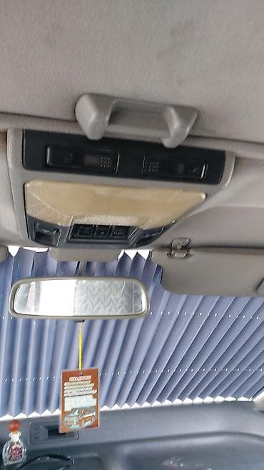 geely coolray 2025: Mitsubishi Space Wagon: 1993 г., 2 л, Механика, Бензин, Универсал — 8