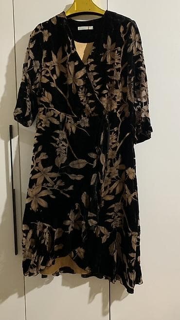 платье бархатное: Платье с запахом из бархатистой ткани. - Цвет: черный с — 1