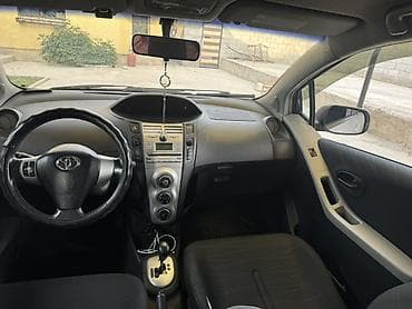 prius: Toyota Prius: 2014 г., 1.8 л, Автомат, Гибрид, Хэтчбэк — 7