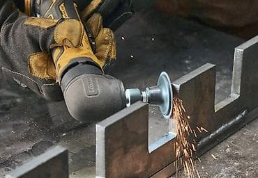 Аппараты для стирки ковров: Аккумуляторный гравер (бормашина) DEWALT DCG420B ATOMIC 20V MAX — 4