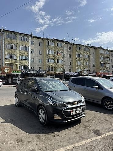 Chevrolet Spark: 2018 г., 1 л, Механика, Бензин, Хэтчбэк