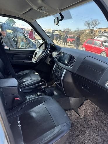 hero 4: УАЗ Pickup: 2017 г., 2.7 л, Бензин, Пикап — 5