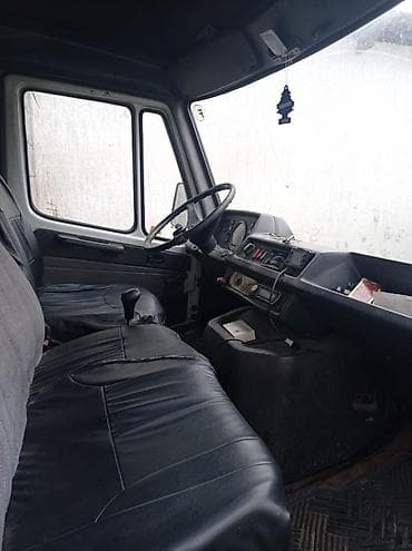 devo matiz: Mercedes-Benz : 1994 г., 2.3 л, Механика, Дизель, Фургон — 4