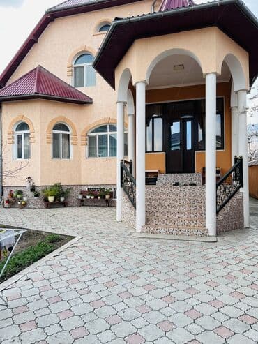 продаю дом: Үй, 250 кв. м, 7 бөлмө, Менчик ээси — 3