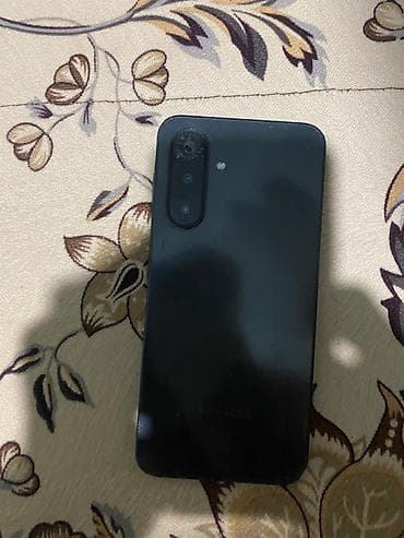 4 tb: Samsung Galaxy A17, Б/у, 256 ГБ, цвет - Черный, 1 SIM — 2
