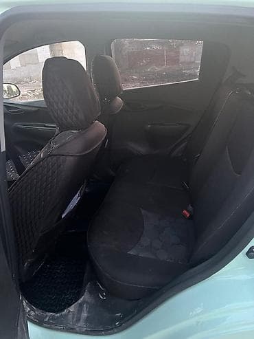 spark 7: Chevrolet Spark: 2017 г., 1 л, Автомат, Бензин, Хэтчбэк — 8