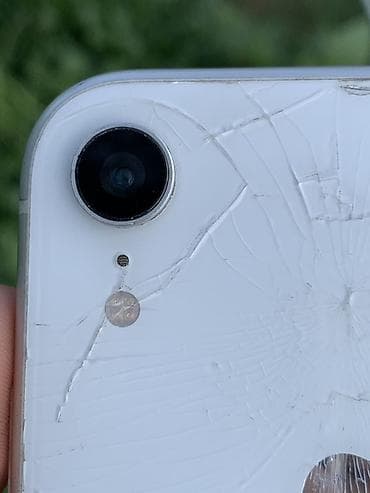 apple iphone a: IPhone Xr, Б/у, 128 ГБ, Белый, 76 % — 5