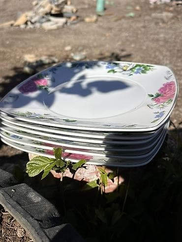 Кафелер, ресторандар үчүн: Посуда б/у Фруктовницы 3шт -1500с Для нарезки 4шт-1500 Тарелки — 8