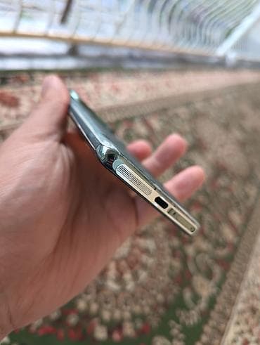 чехол iphone 7 plus: OnePlus 12, Б/у, цвет - Зеленый — 7