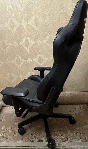 Игровые кресла: Игровое кресло, Б/у, С колесиками, цвет - Черный, Экокожа — 3