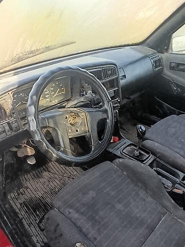 Транспорт: Volkswagen Passat: 1984 г., 1.8 л, Механика, Универсал — 1