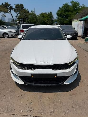 geely e5: Kia K5: 2021 г., Седан — 1
