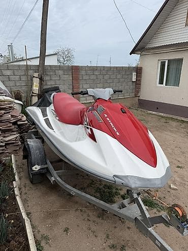 Гидроцикл 4‑тактный, красно‑белый - Тип: персональный водный мотоцикл