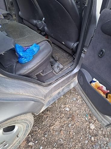 mers e220: Mercedes-Benz A-Class: 1997 г., Автомат, Бензин, Хэтчбэк — 10