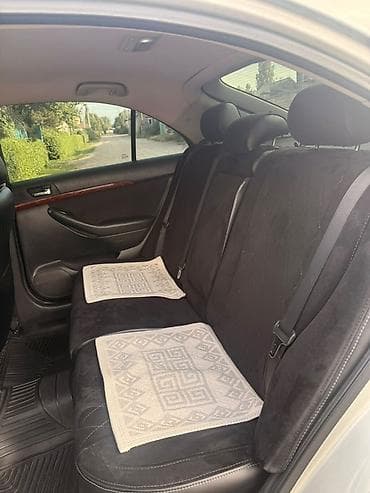 Транспорт: Toyota Avensis: 2005 г., 1.8 л, Автомат, Бензин, Седан — 4