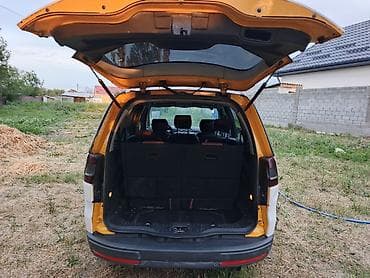 Унаа сатуу: Ford Galaxy: 2014 г., 2 л, Кол менен иштөөчү, Дизель, Вэн/Минивэн — 6